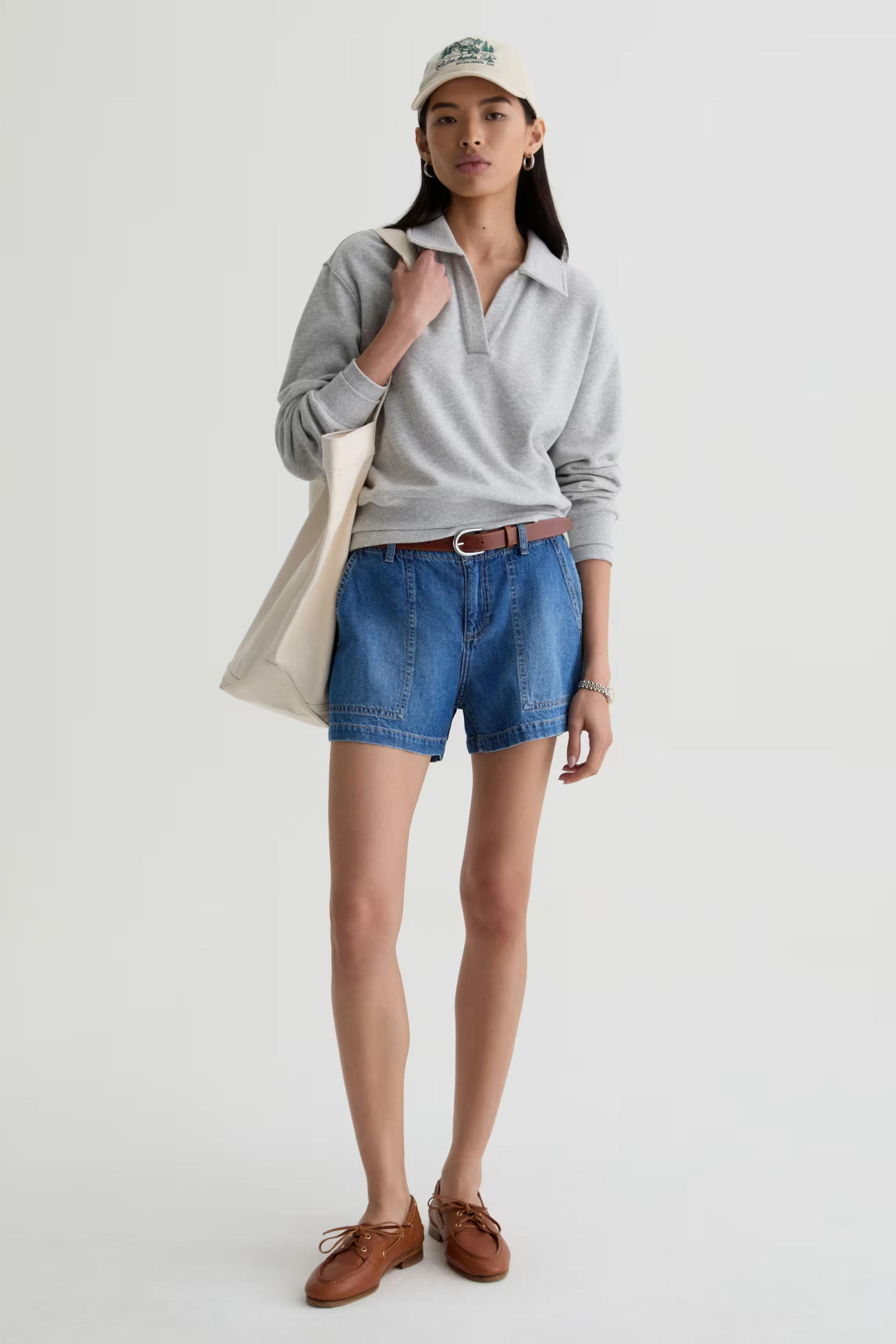 AG Analeigh Short in Gold Mountain