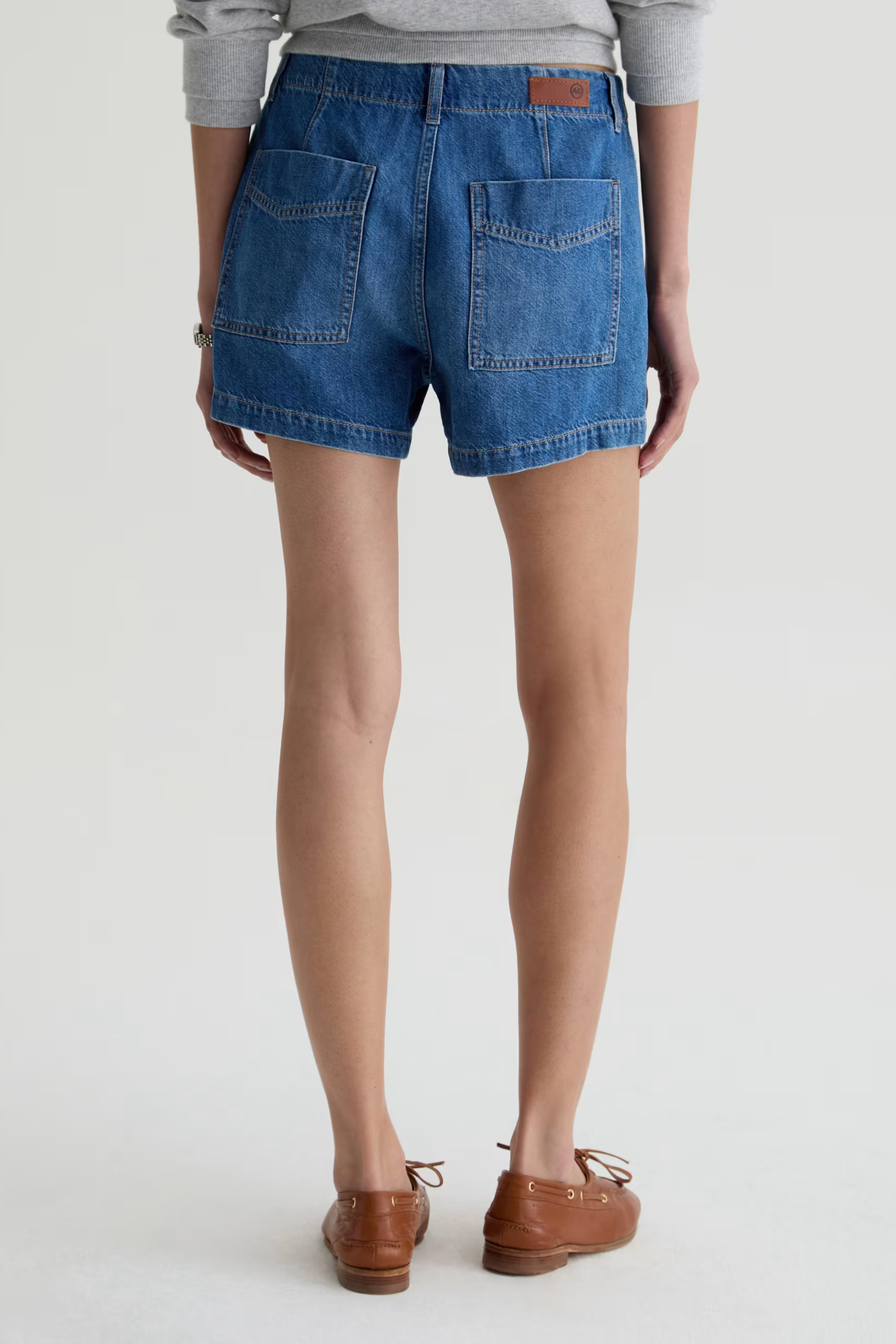 AG Analeigh Short in Gold Mountain