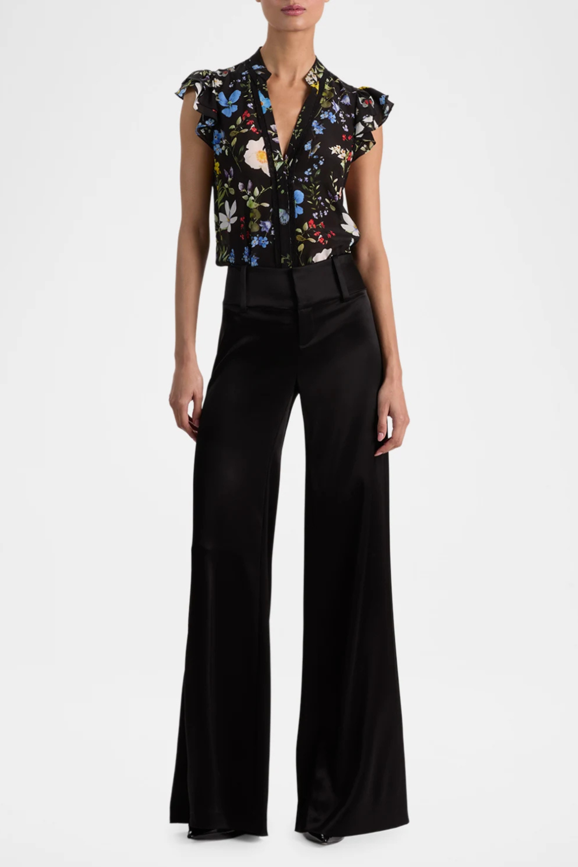 Alice + Olivia Arlette Flutter Sleeve Blouse in Twisting Vines