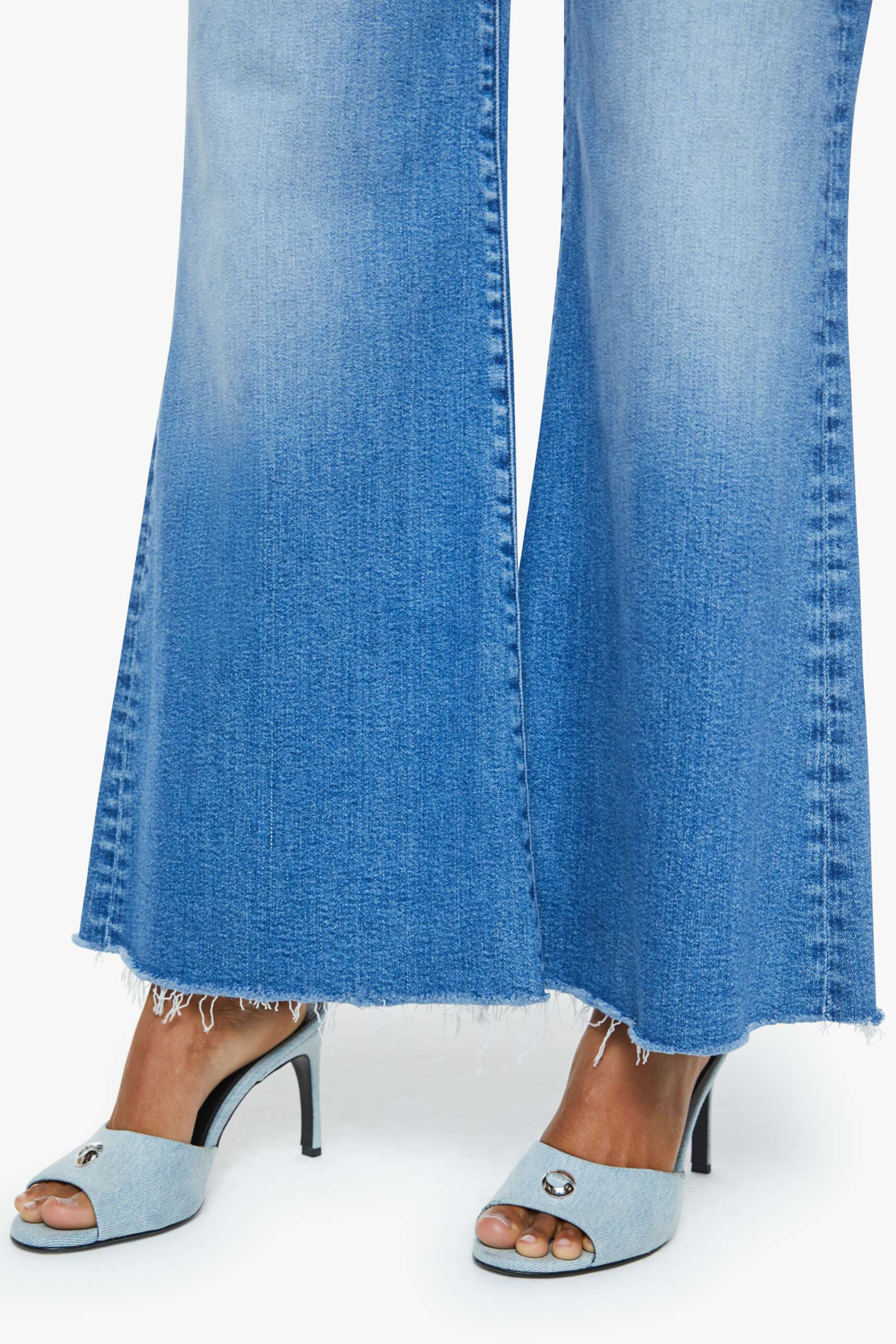 Mother Roller Fray in Fan Fav