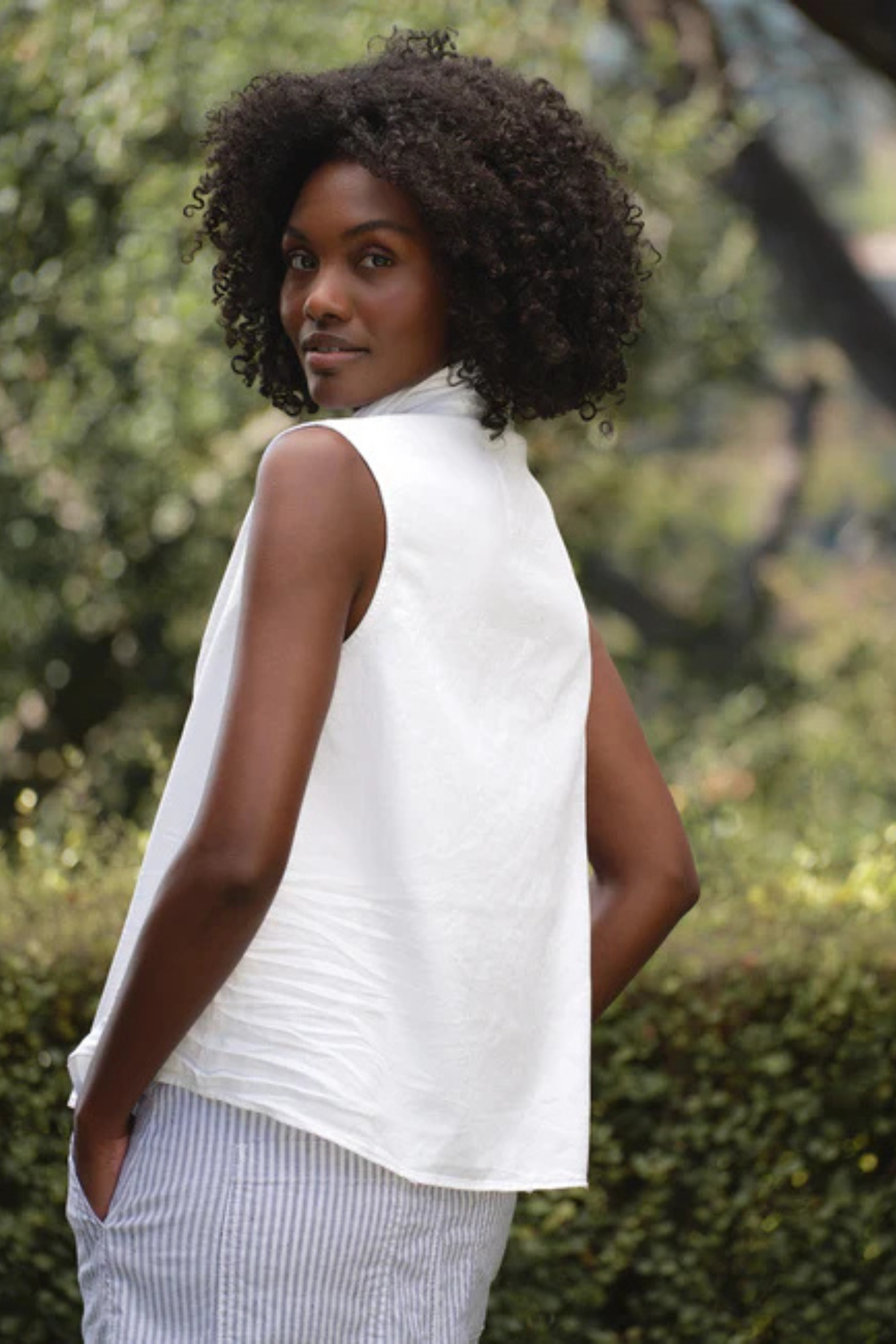 Frank & Eileen Olivia Popover Tank in White Denim