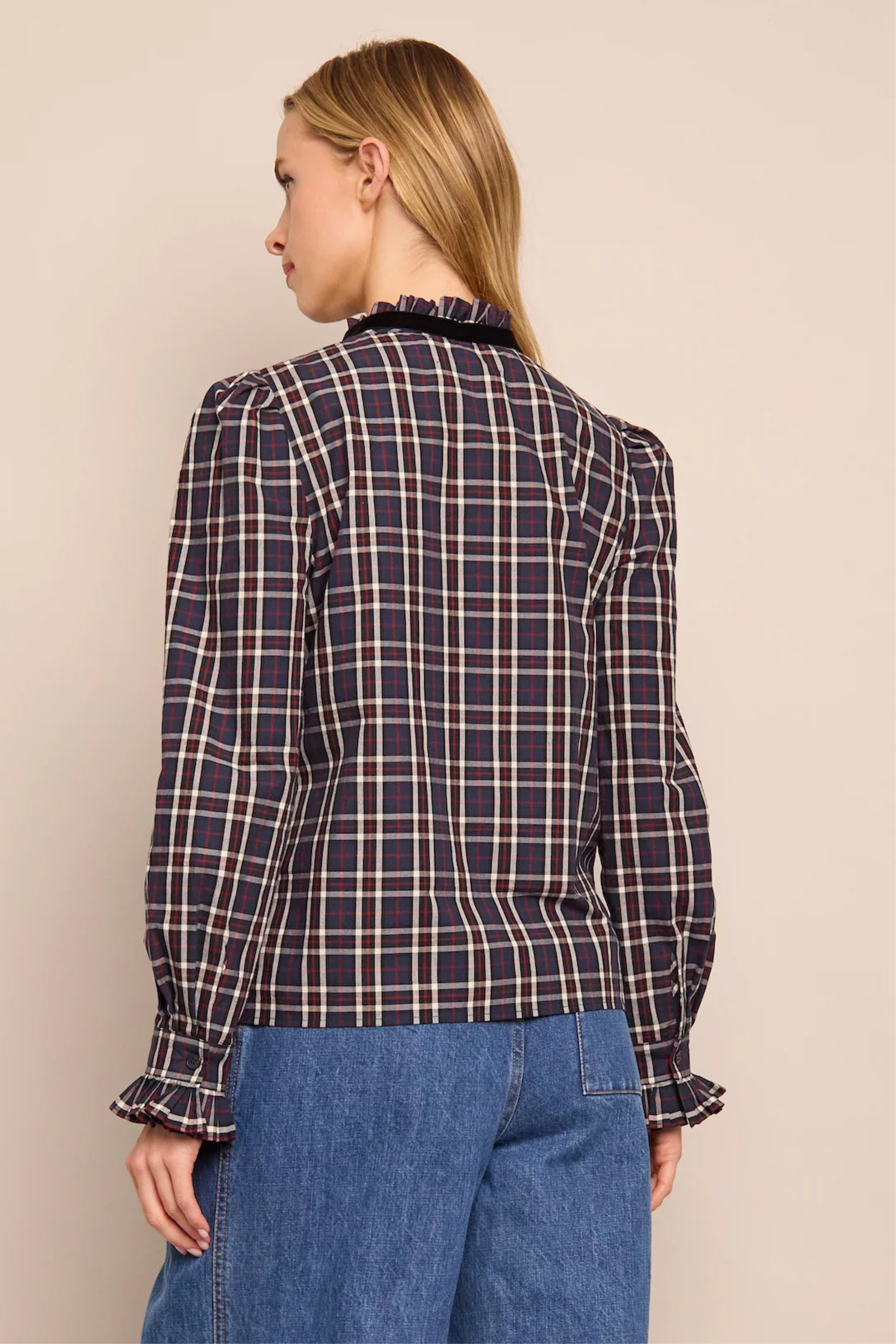 Cara Cara Pia Shirt