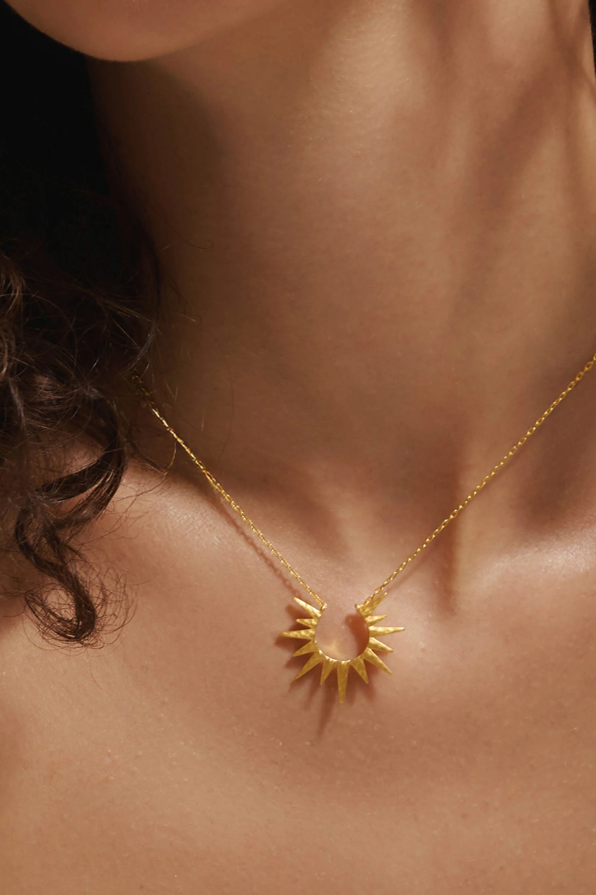 Satya 16" North Star Burst Necklace