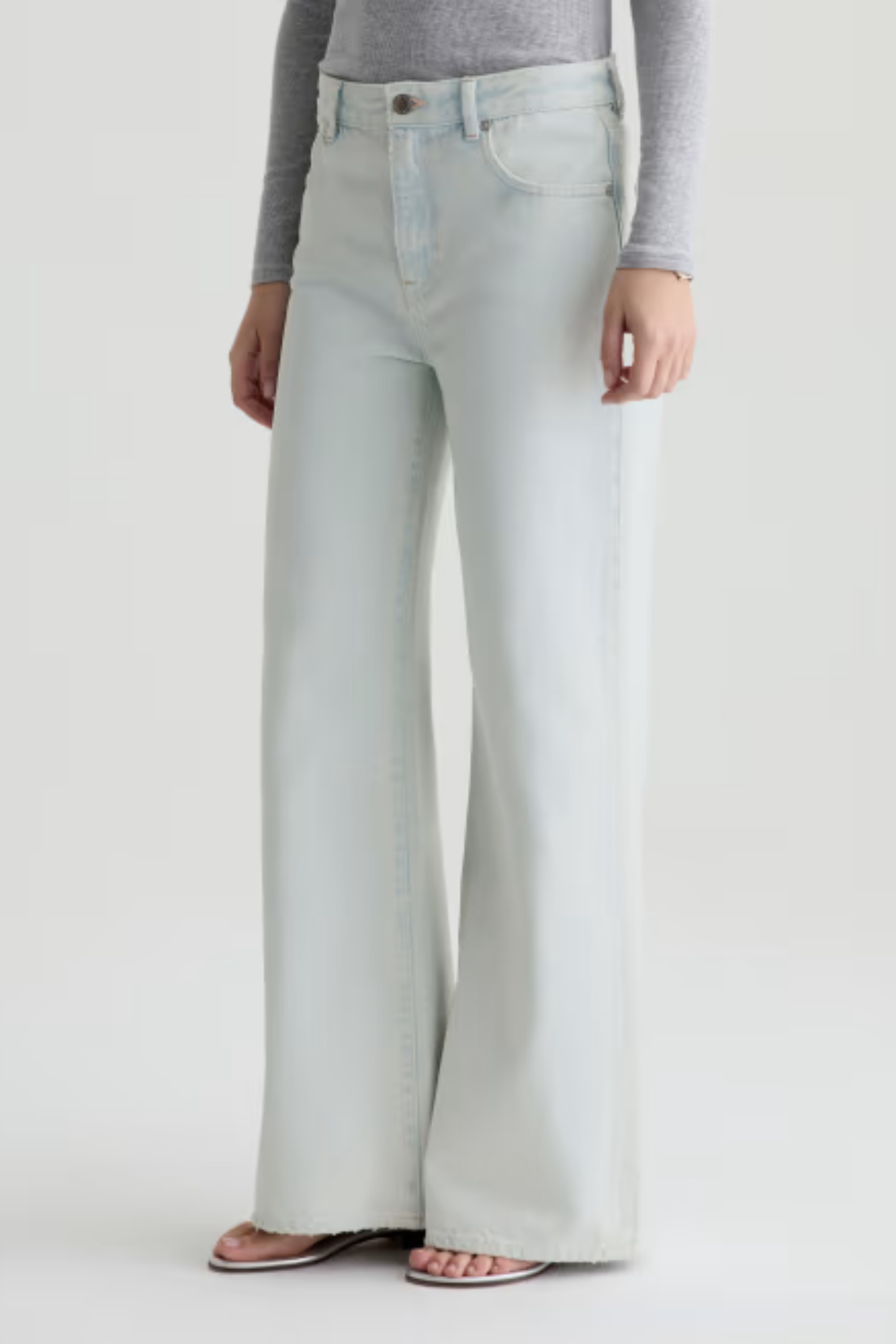 AG Saige Wide Leg in Luminance