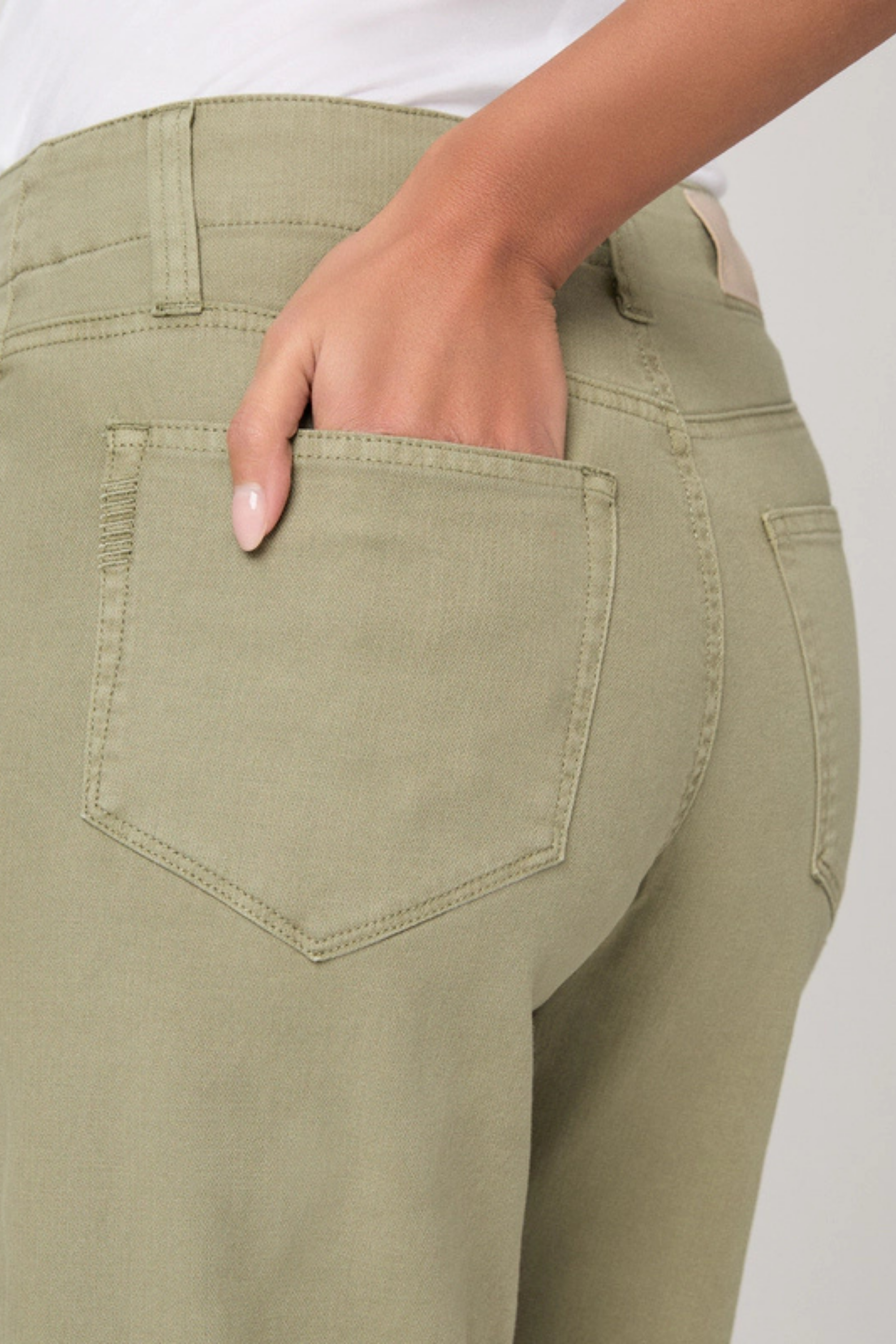 Paige Anessa Stitch Utility Pckt