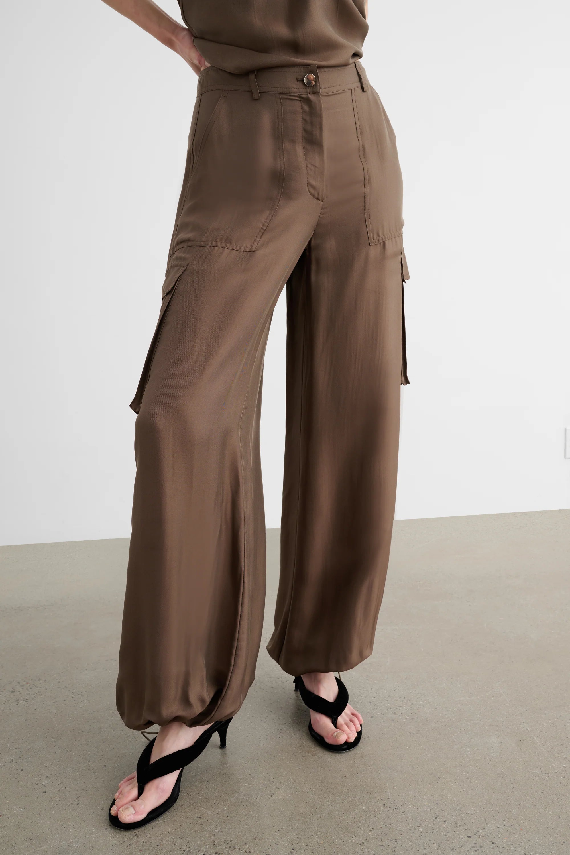 Toccin James Wide Leg Cargo Pant
