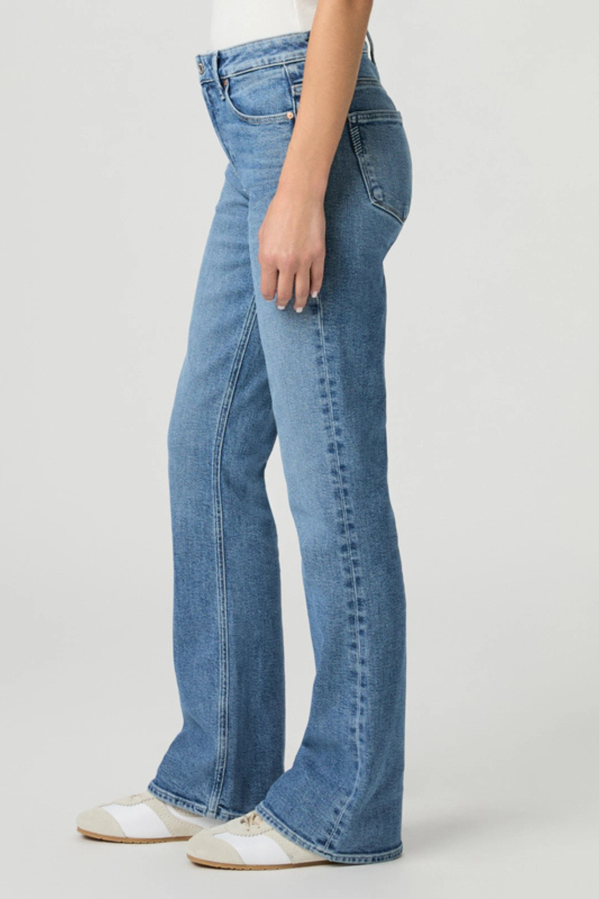 Paige High Rise Laurel Canyon in Big Sky