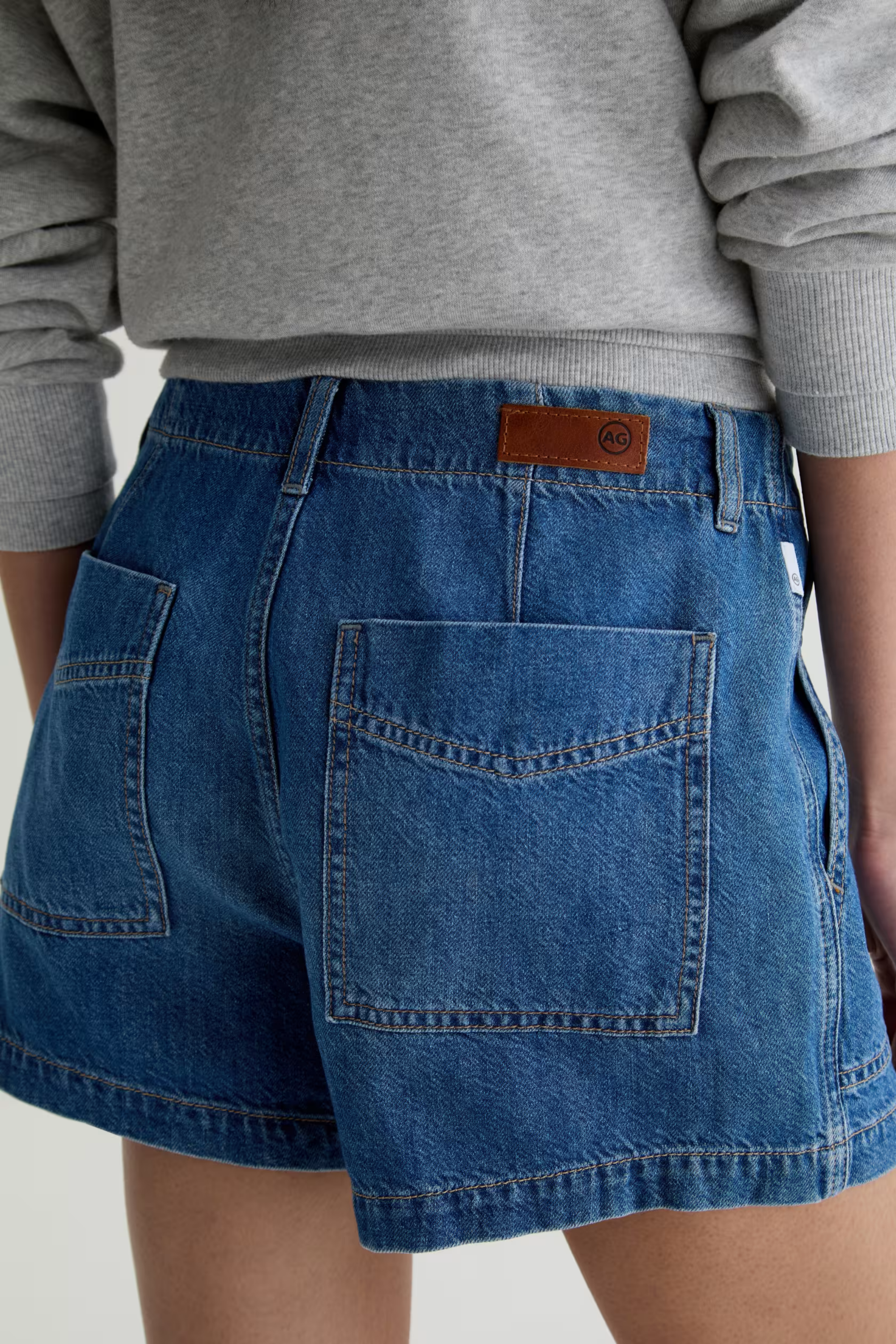 AG Analeigh Short in Gold Mountain