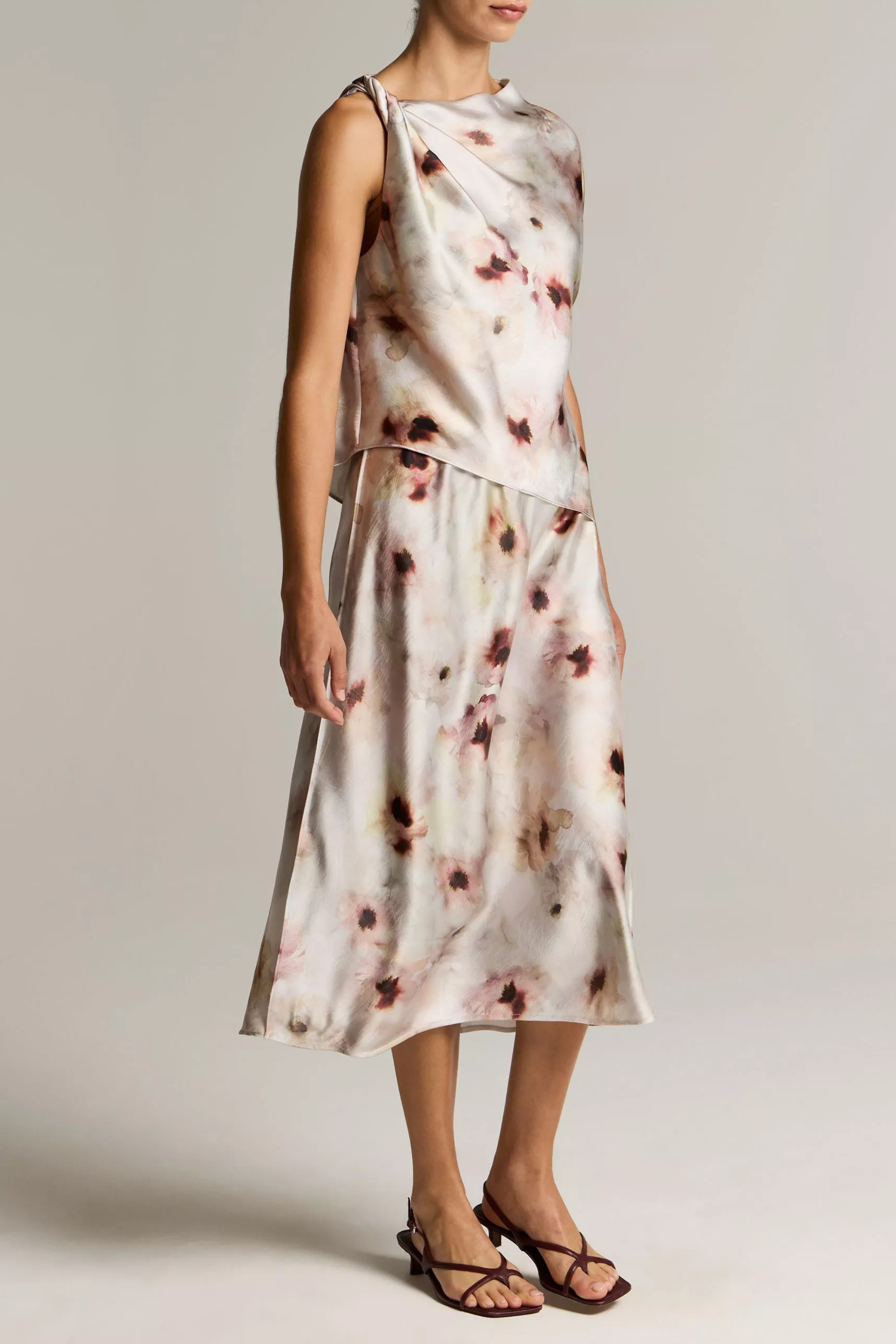 Vince Watercolor Floral Pull On Slip Skirt