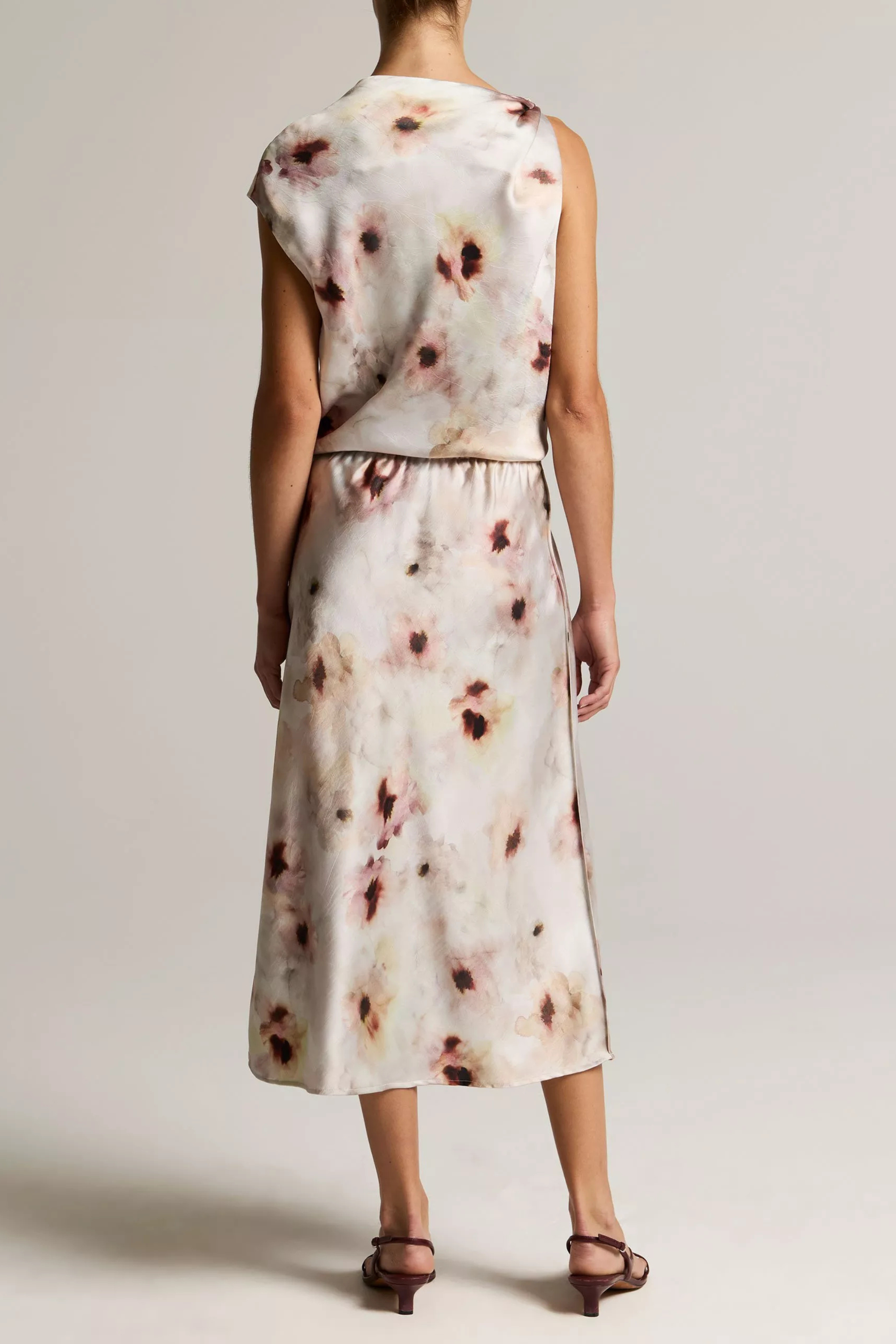 Vince Watercolor Floral Pull On Slip Skirt
