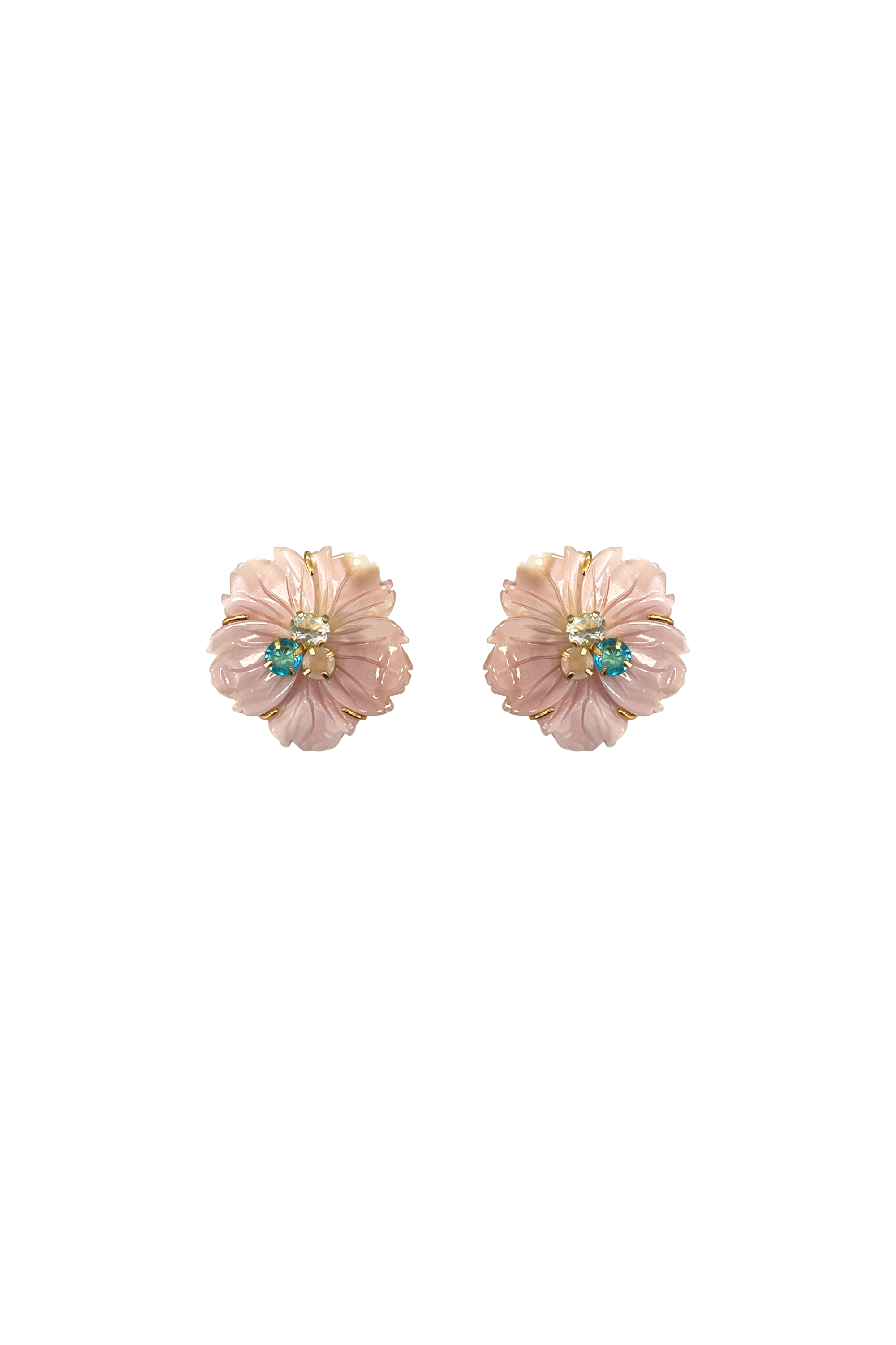 Bounkit Carved Flower Earring