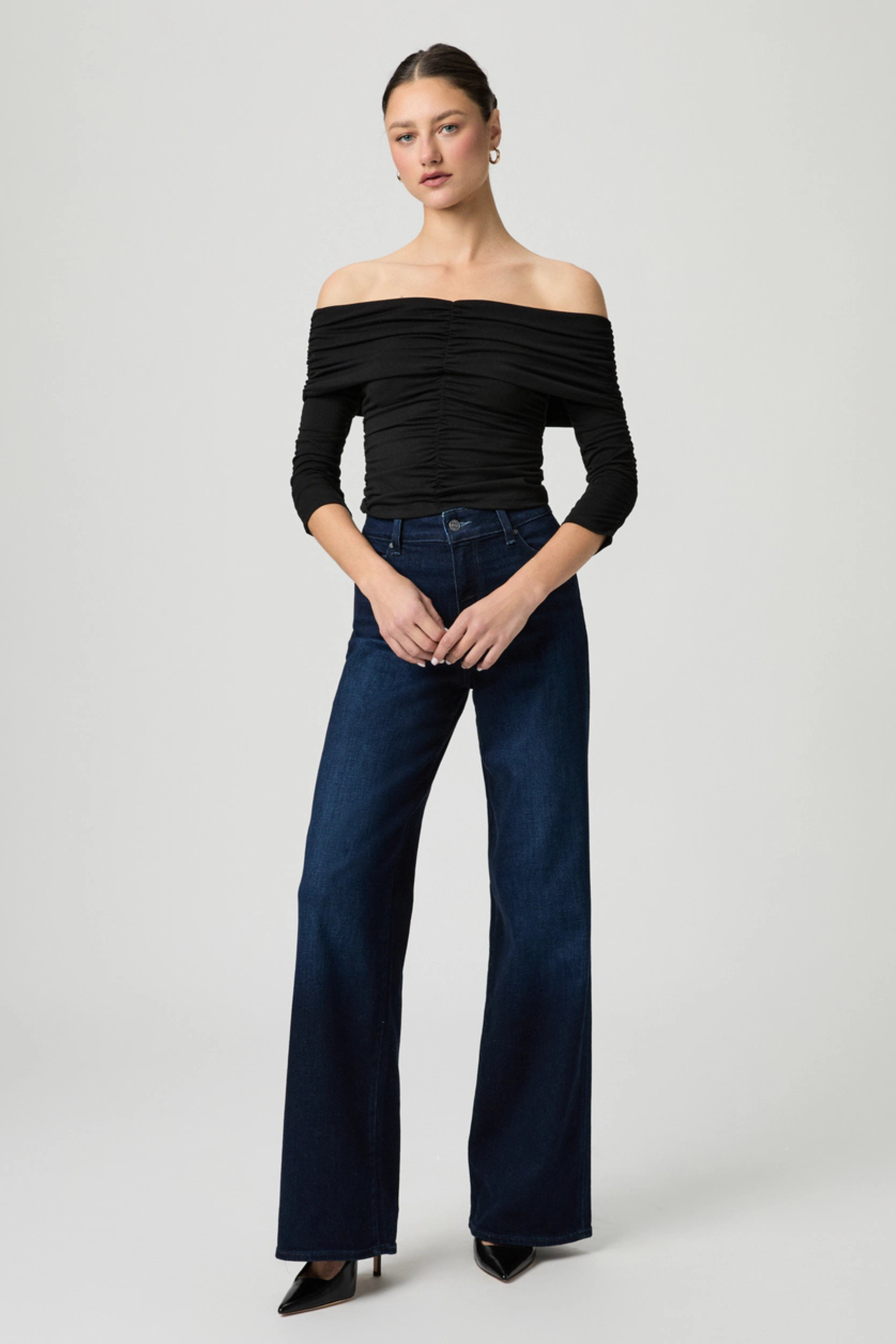 Paige Anessa 33" in Elevated