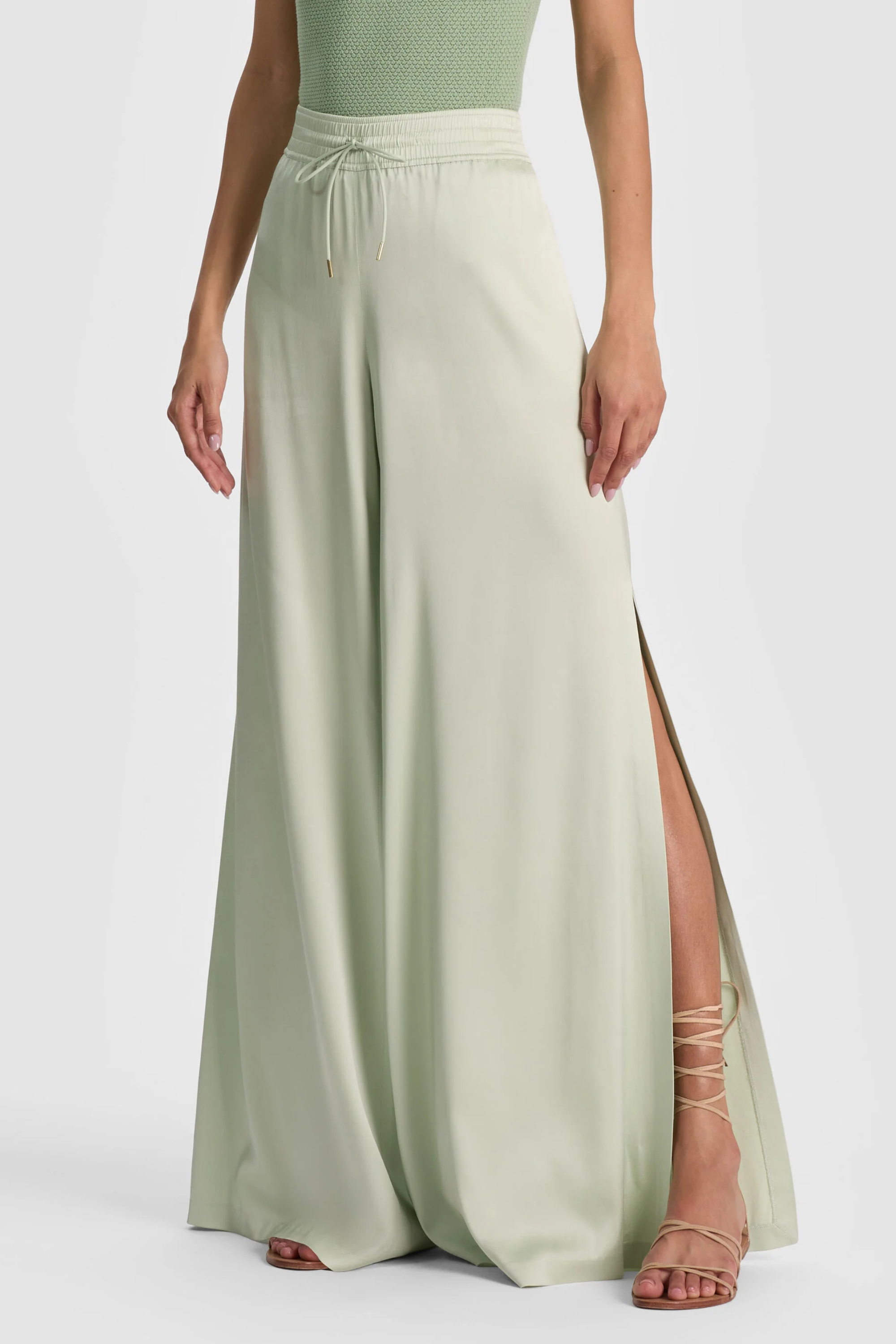 Alice + Olivia Kenley Drawstring Palazzo Pant