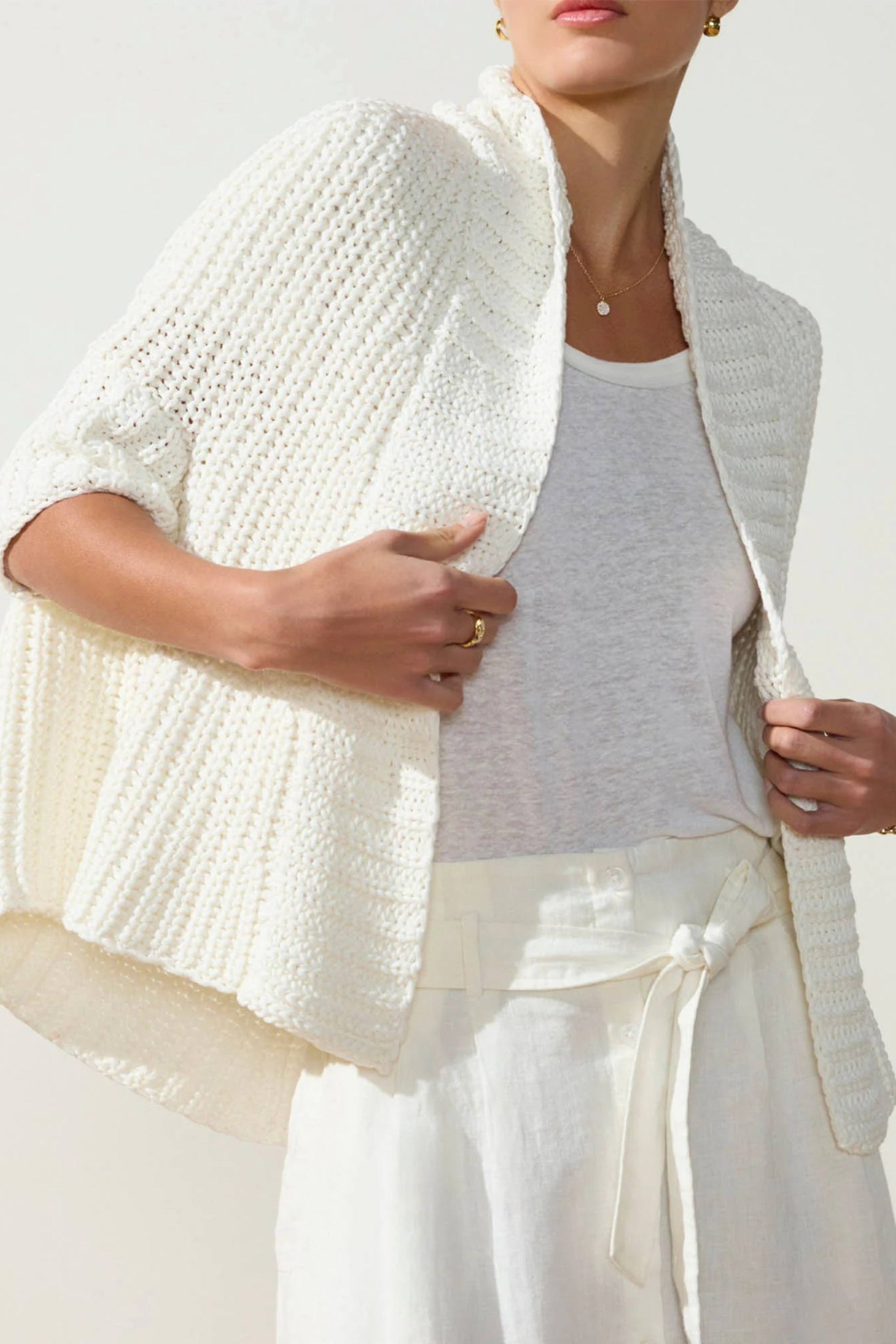 Brochu Walker Fida Shrug