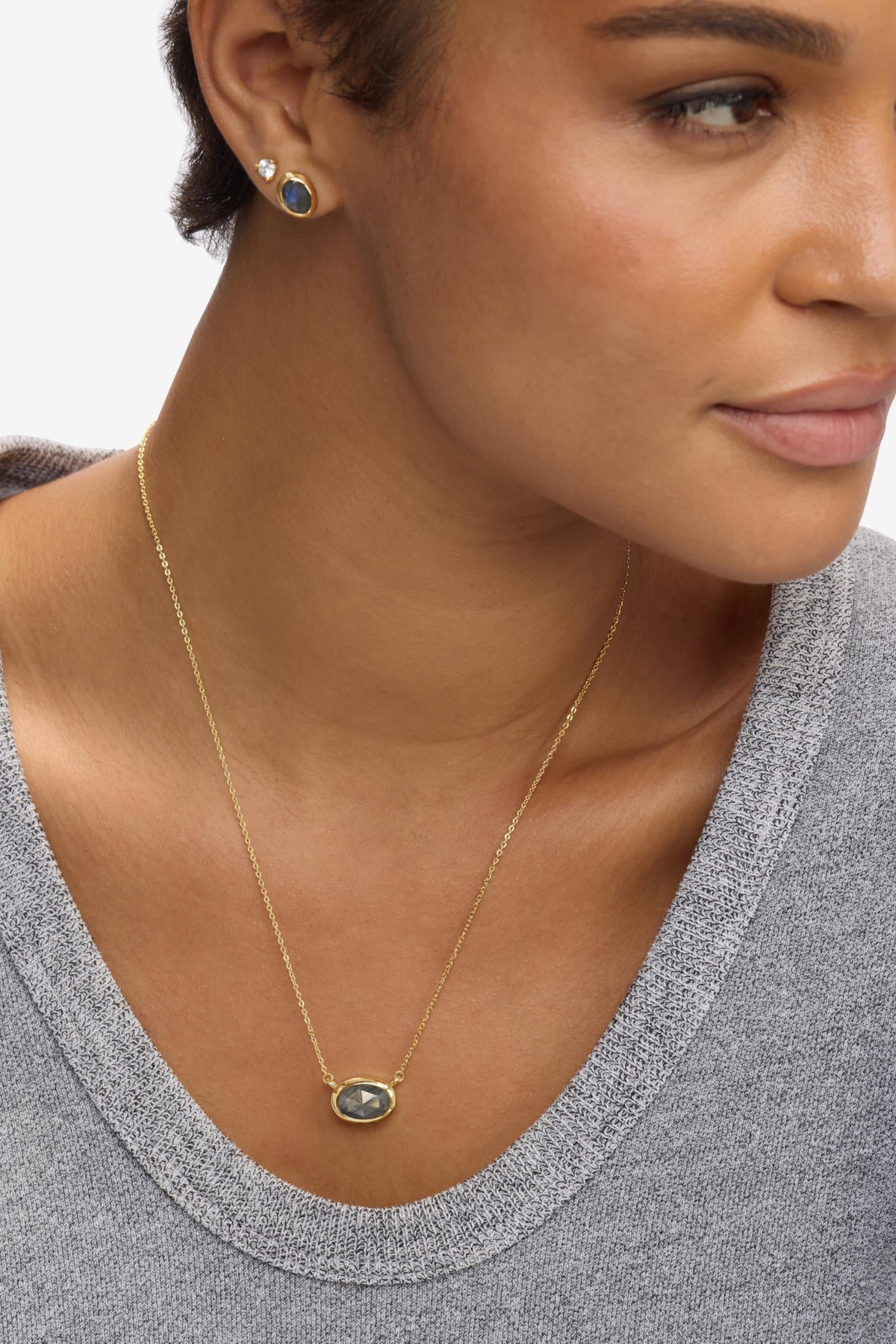 Melinda Maria She's a Boss Pendant Neck Lab
