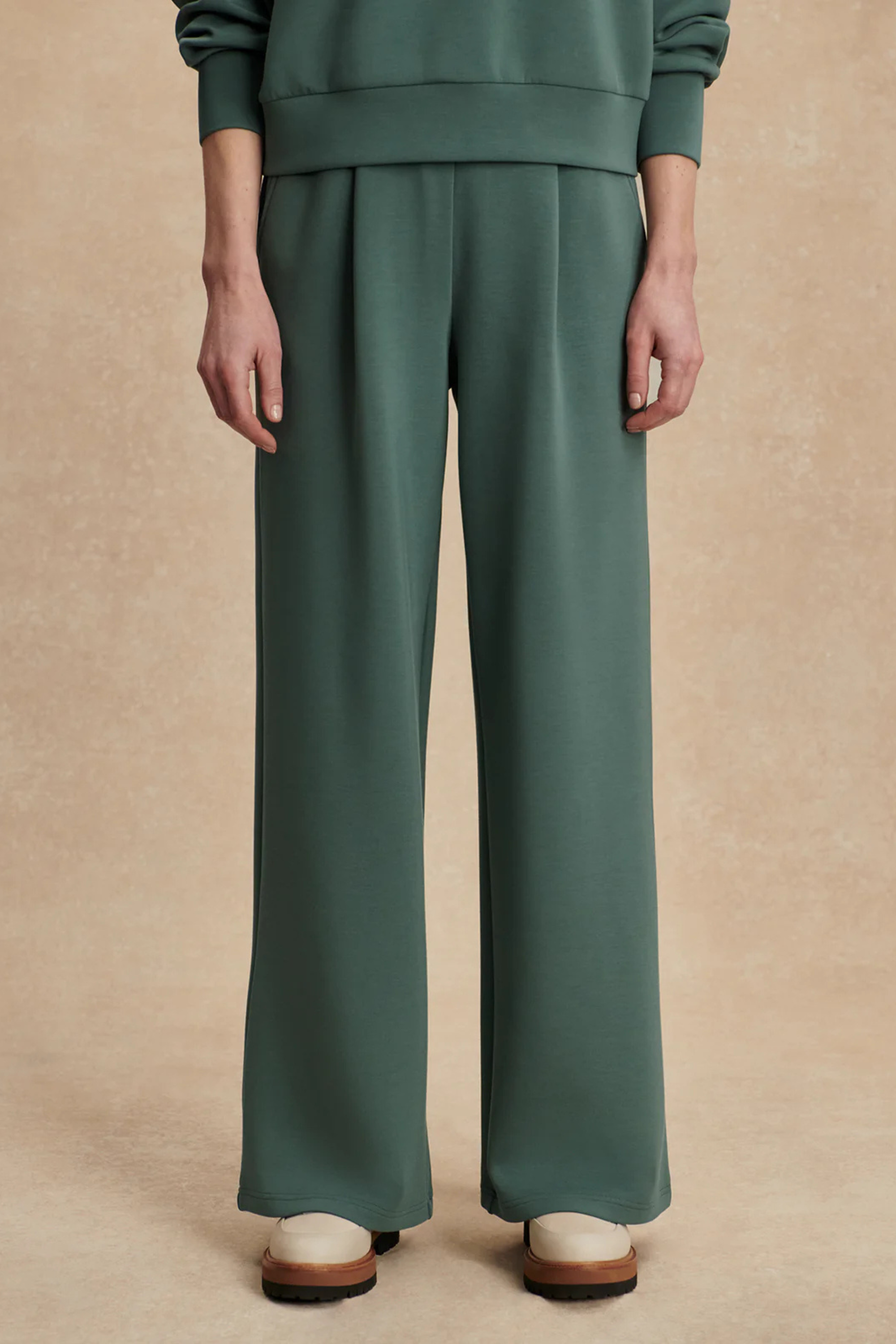 Varley Extra Wide Leg Pant 29.5