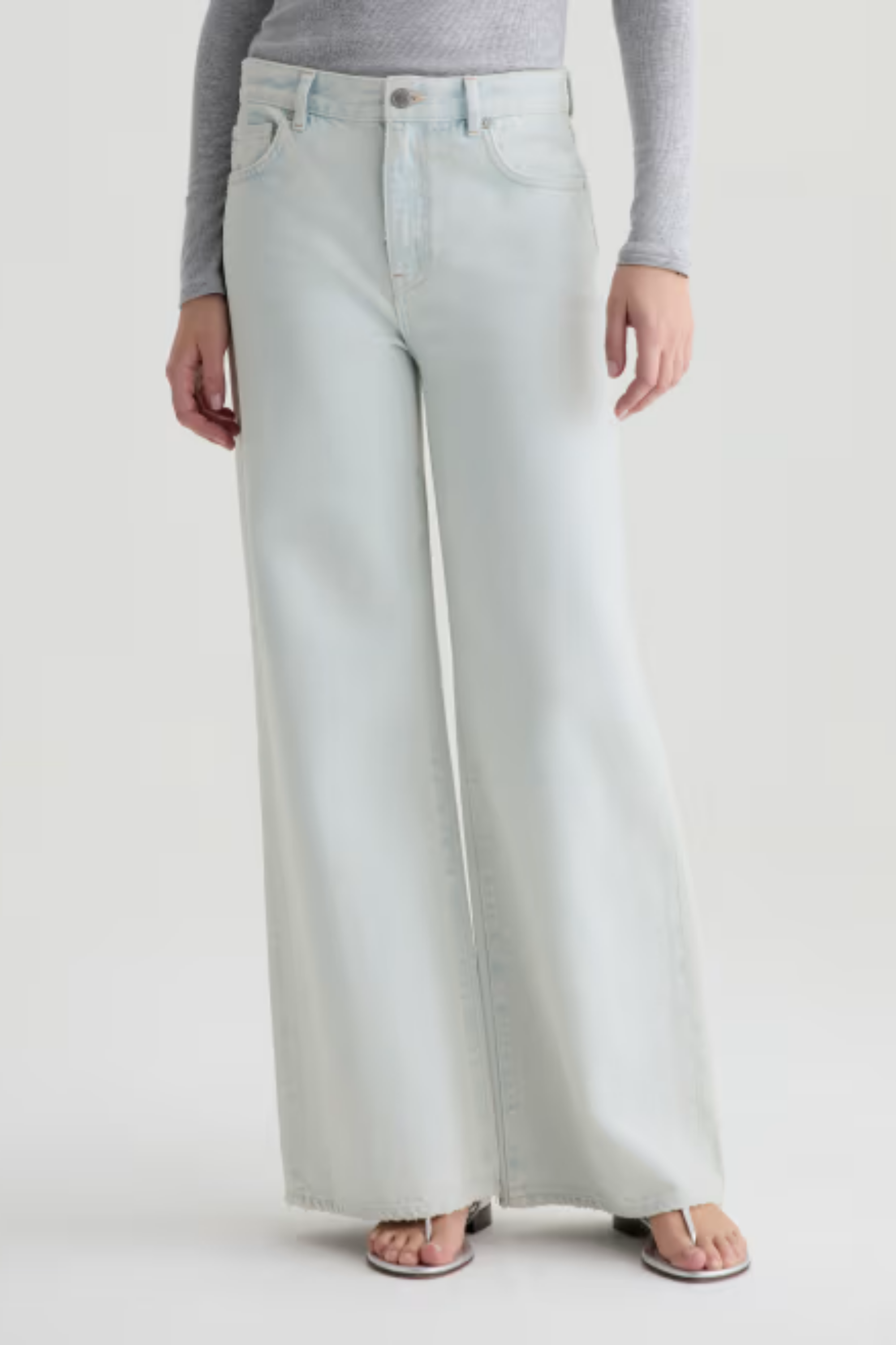 AG Saige Wide Leg in Luminance