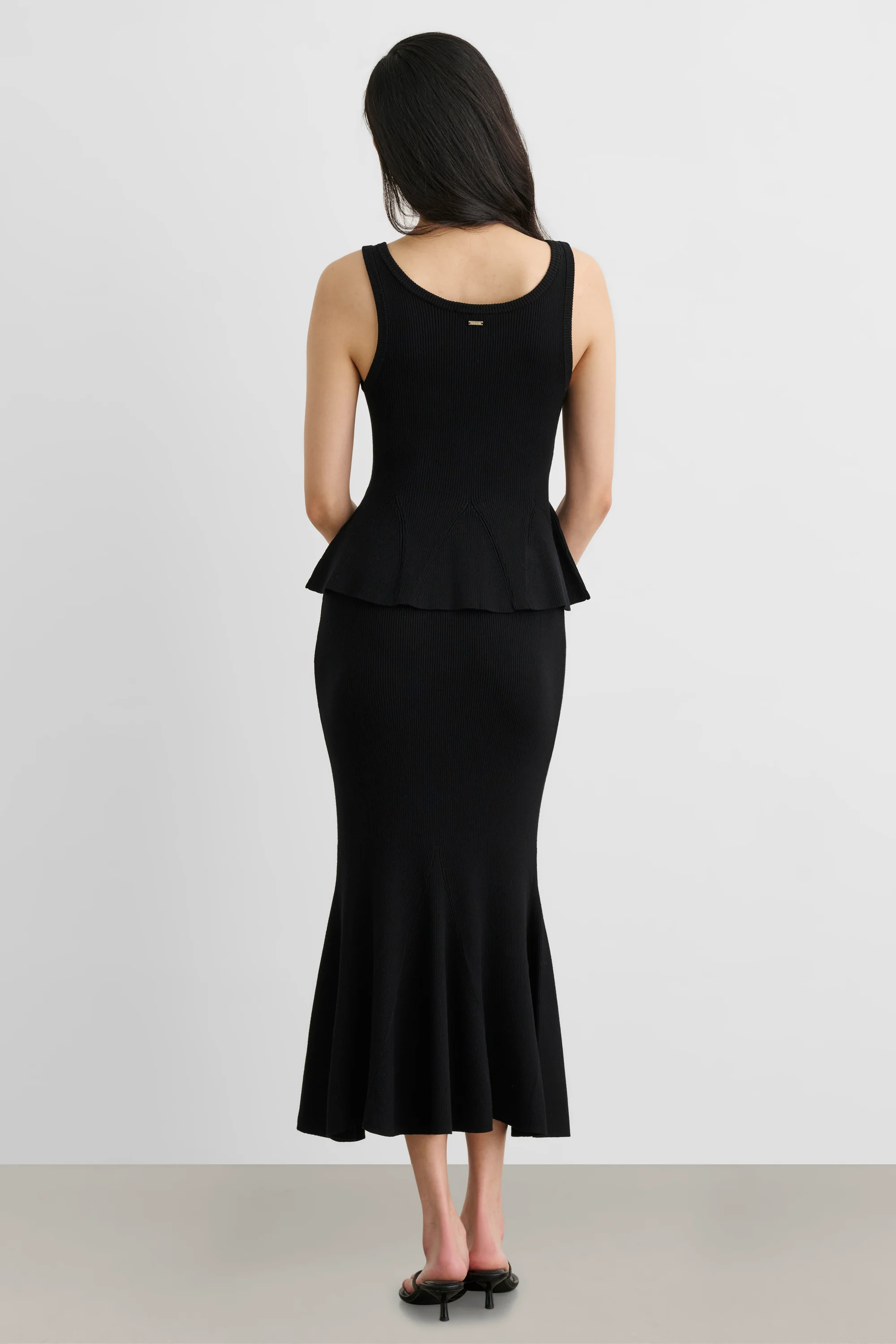 Toccin Lynn Pull on Midi Skirt