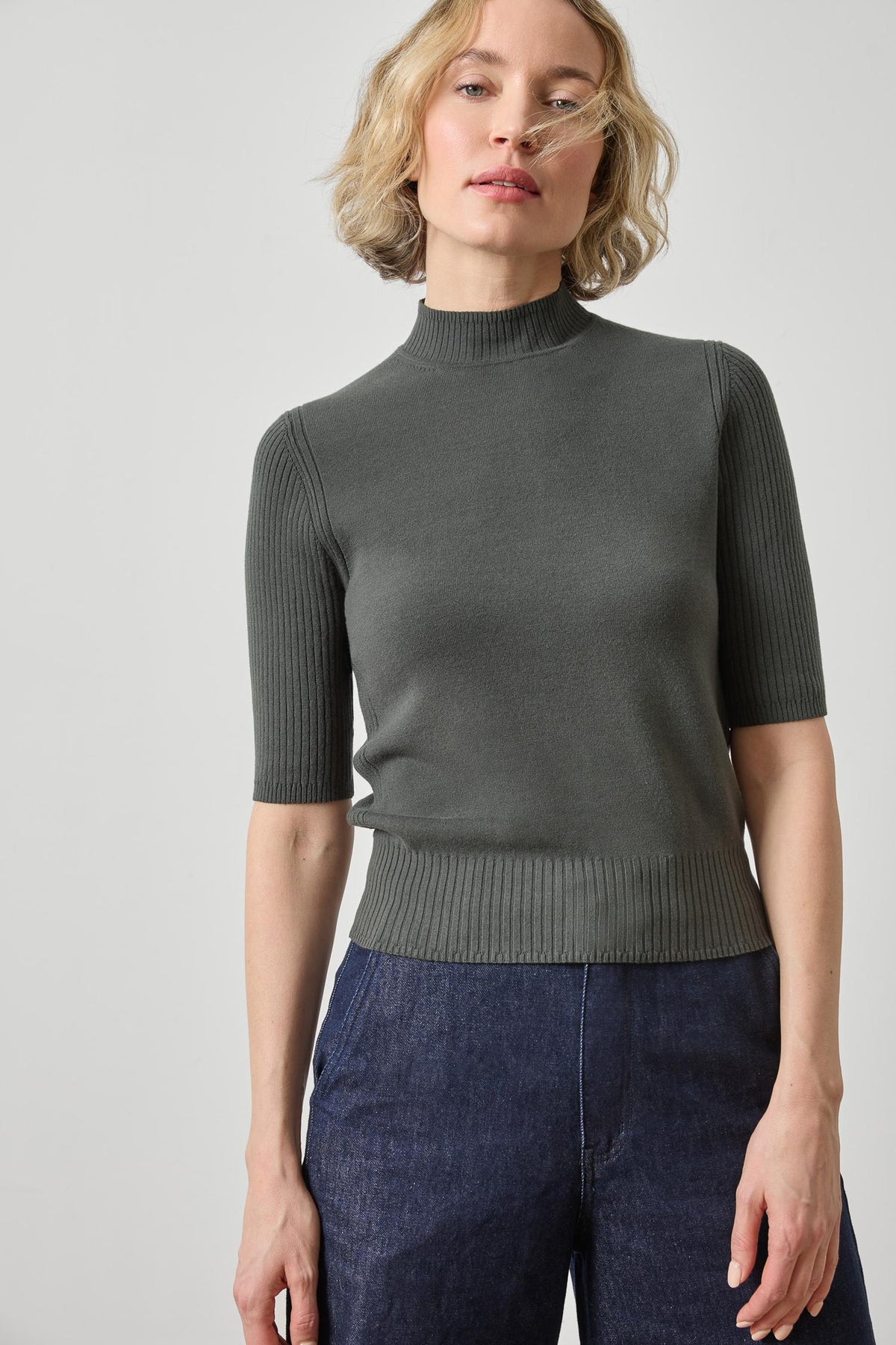 Lilla P Mock Neck S/S Sweater