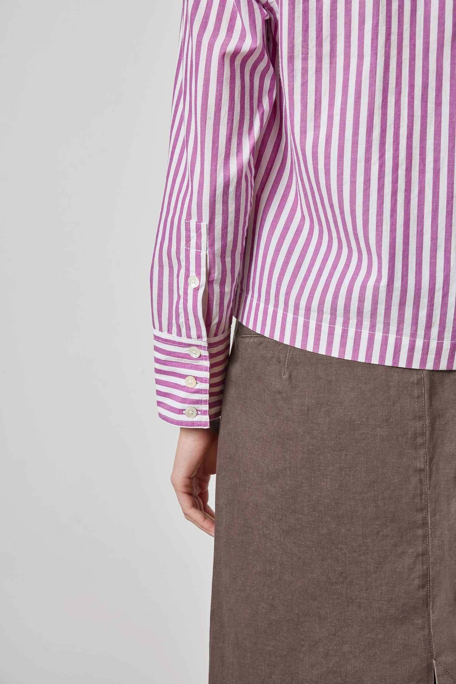 Lilla P Straight Fit Short Button Down